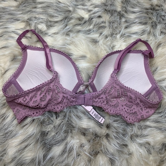 Victoria Secret Bra - Picture 2 of 2